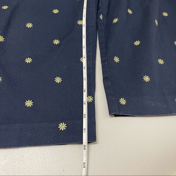 🛍️3/$15🛍️ JM COLLECTION Embroidered Crop Pants size 18 Navy Blue - Picture 9 of 11